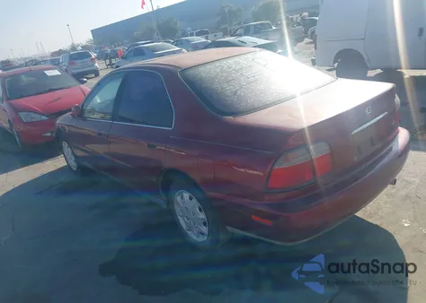 1996 Honda Accord Lx/Ex from USA, damaged, VIN 1HGCD5637TA048711